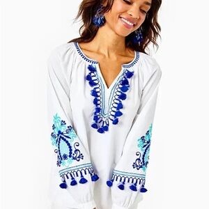 NWT Lilly Pulitzer White Tunic with Blue Embroidery